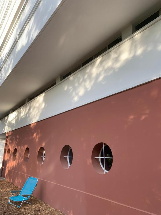 Elegant Studio Et Parking Dans Batiment Historique แซ็ง-ทรอเป ภายนอก รูปภาพ